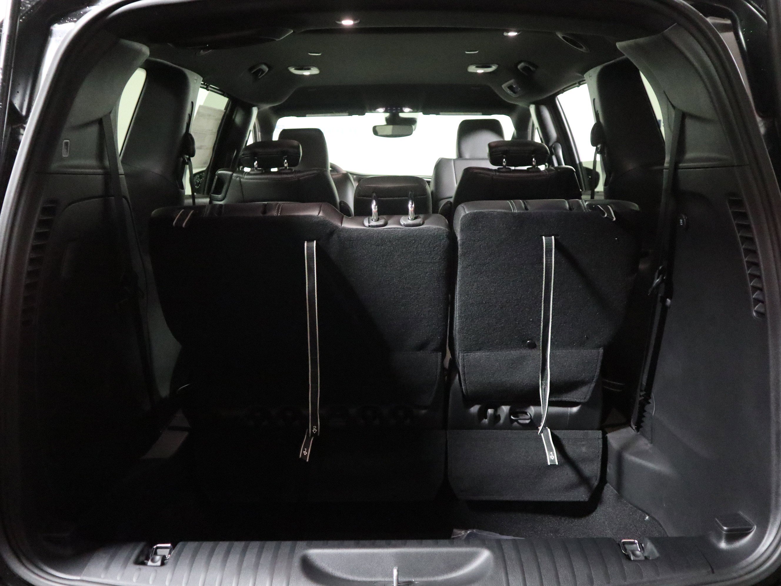 New 2026 Chrysler Pacifica Select image 8