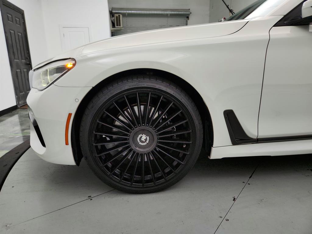 Used 2017 BMW 750i xDrive AWD/4WD image 45