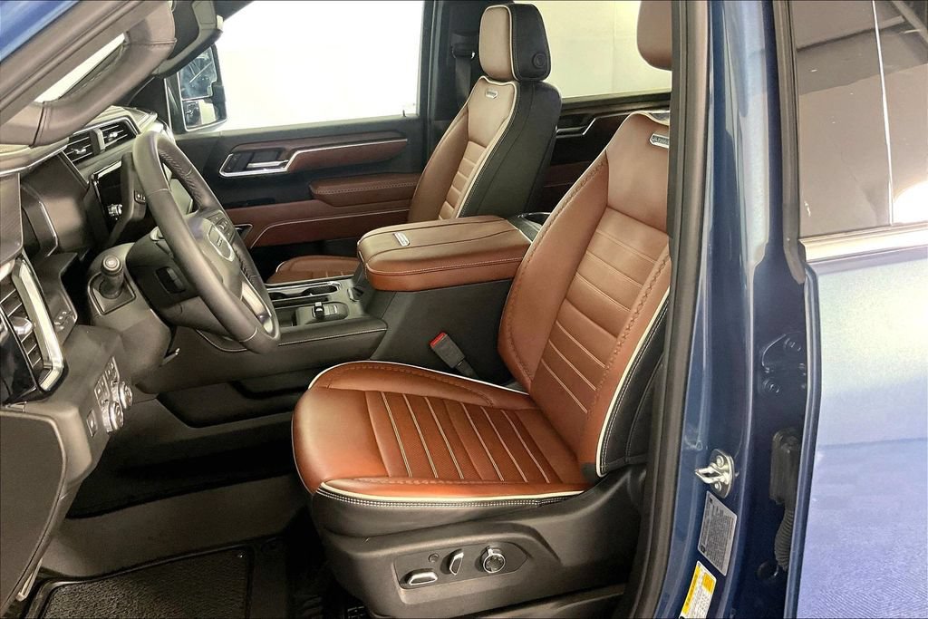 Used 2026 GMC Sierra 2500 Denali Ultimate AWD/4WD image 35