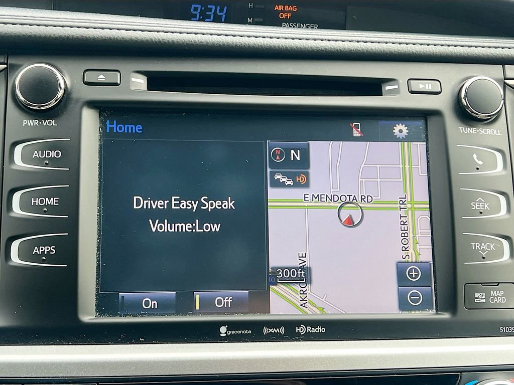Used 2019 Toyota Highlander XLE AWD/4WD image 17