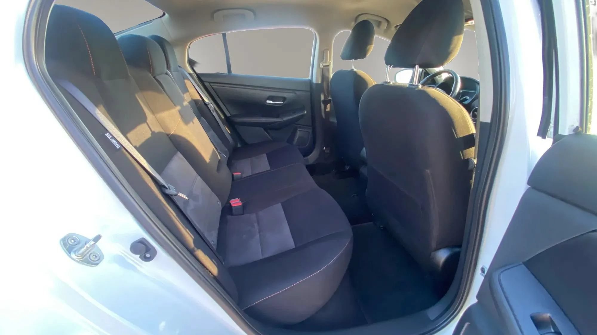 Used 2024 Nissan Sentra SR FWD image 14