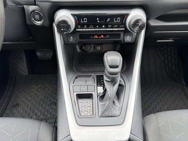 Certified 2024 Toyota RAV4 XLE image 30