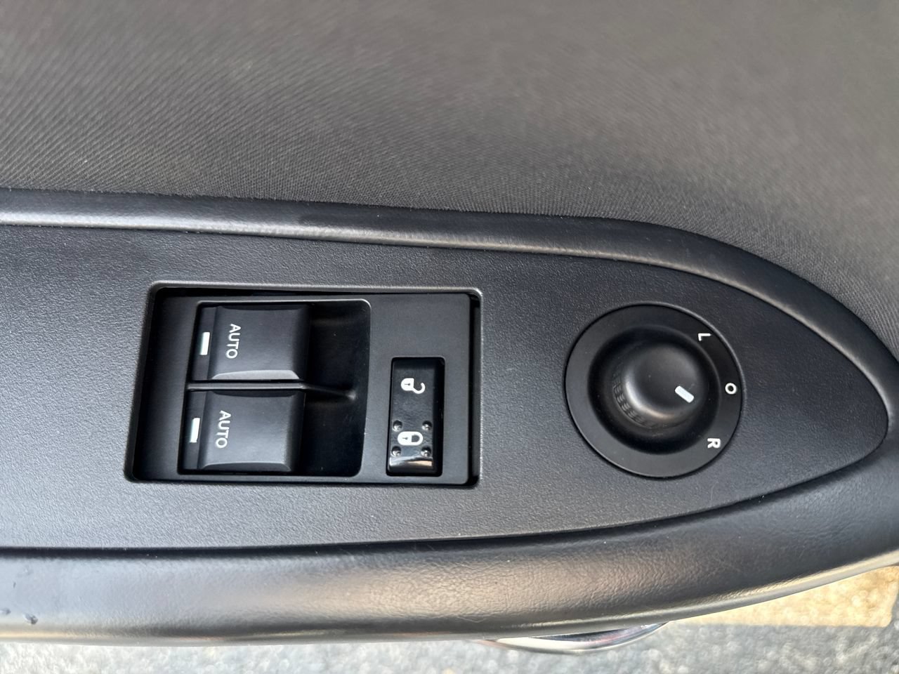Used 2010 Dodge Challenger R/T RWD image 15