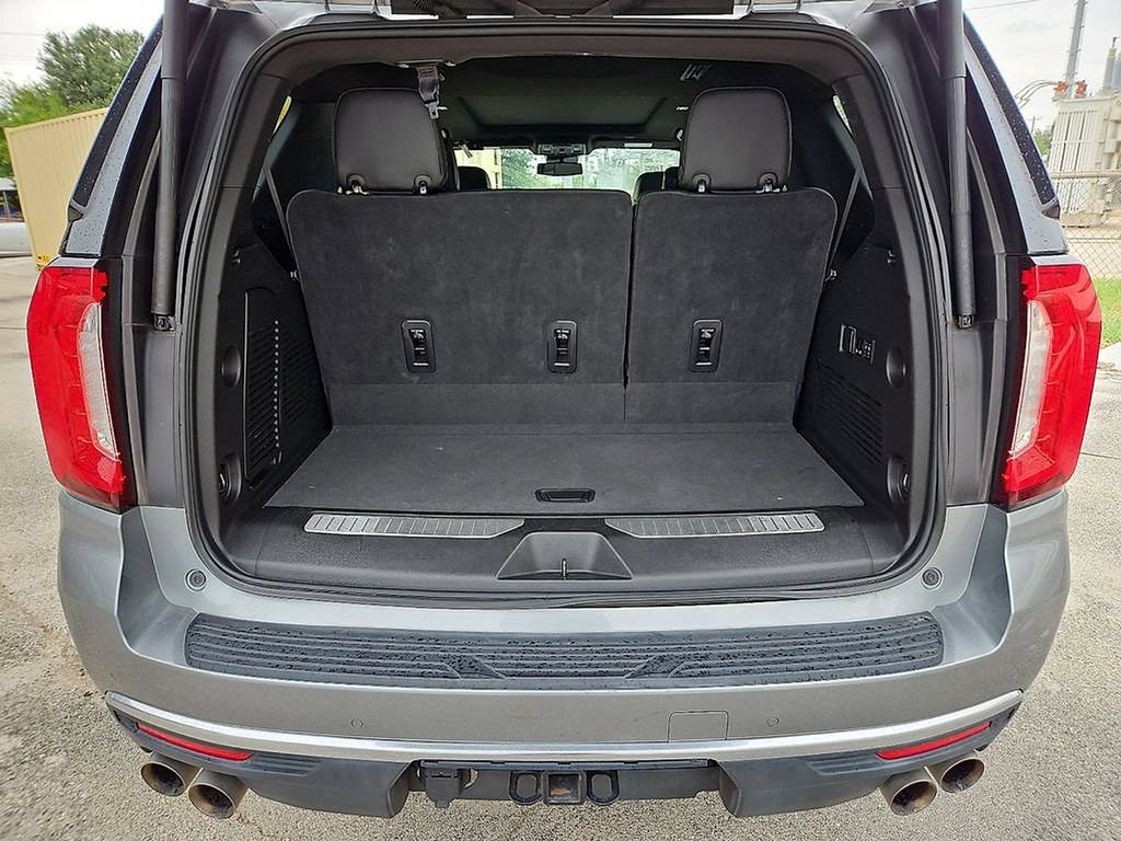 Used 2023 GMC Yukon Denali AWD/4WD image 16