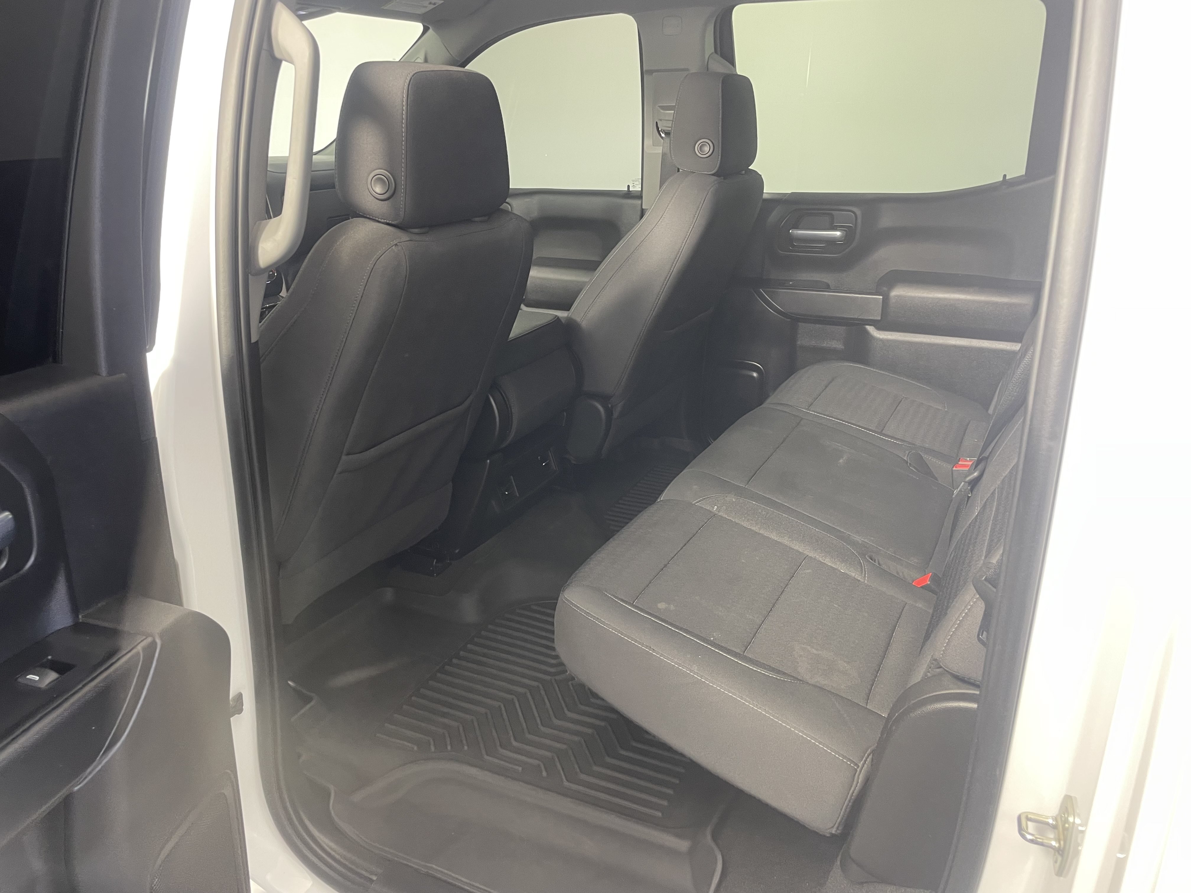 Used 2022 Chevrolet Silverado 1500 Custom RWD image 10