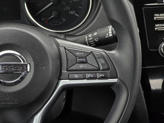 Used 2017 Nissan Rogue S image 22