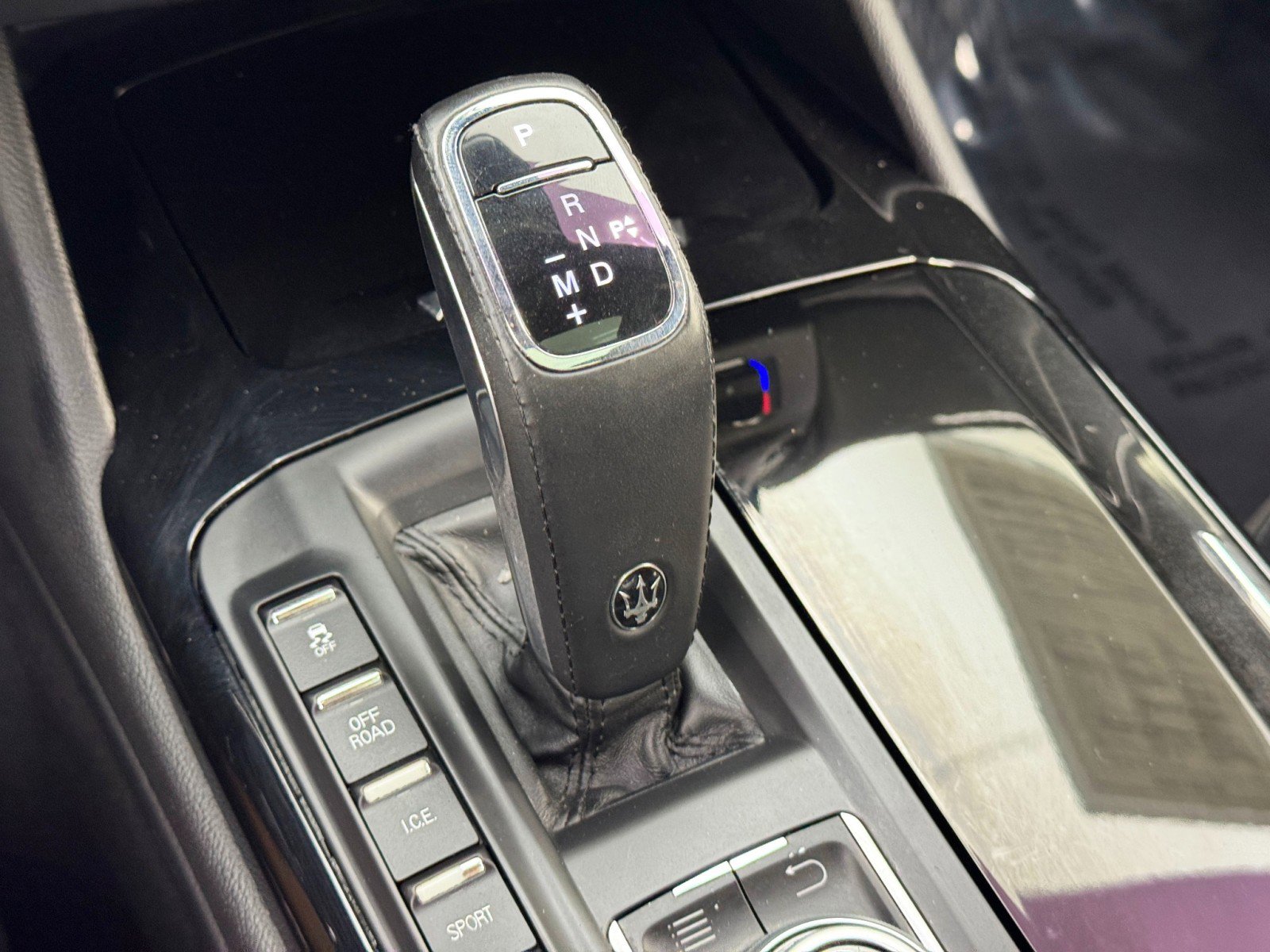 Used 2019 Maserati Levante image 31