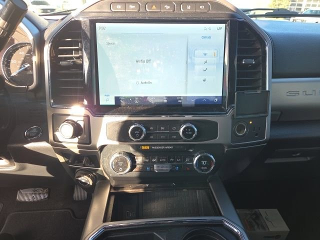 Used 2022 Ford F350 Lariat w/ Lariat Ultimate Package image 12