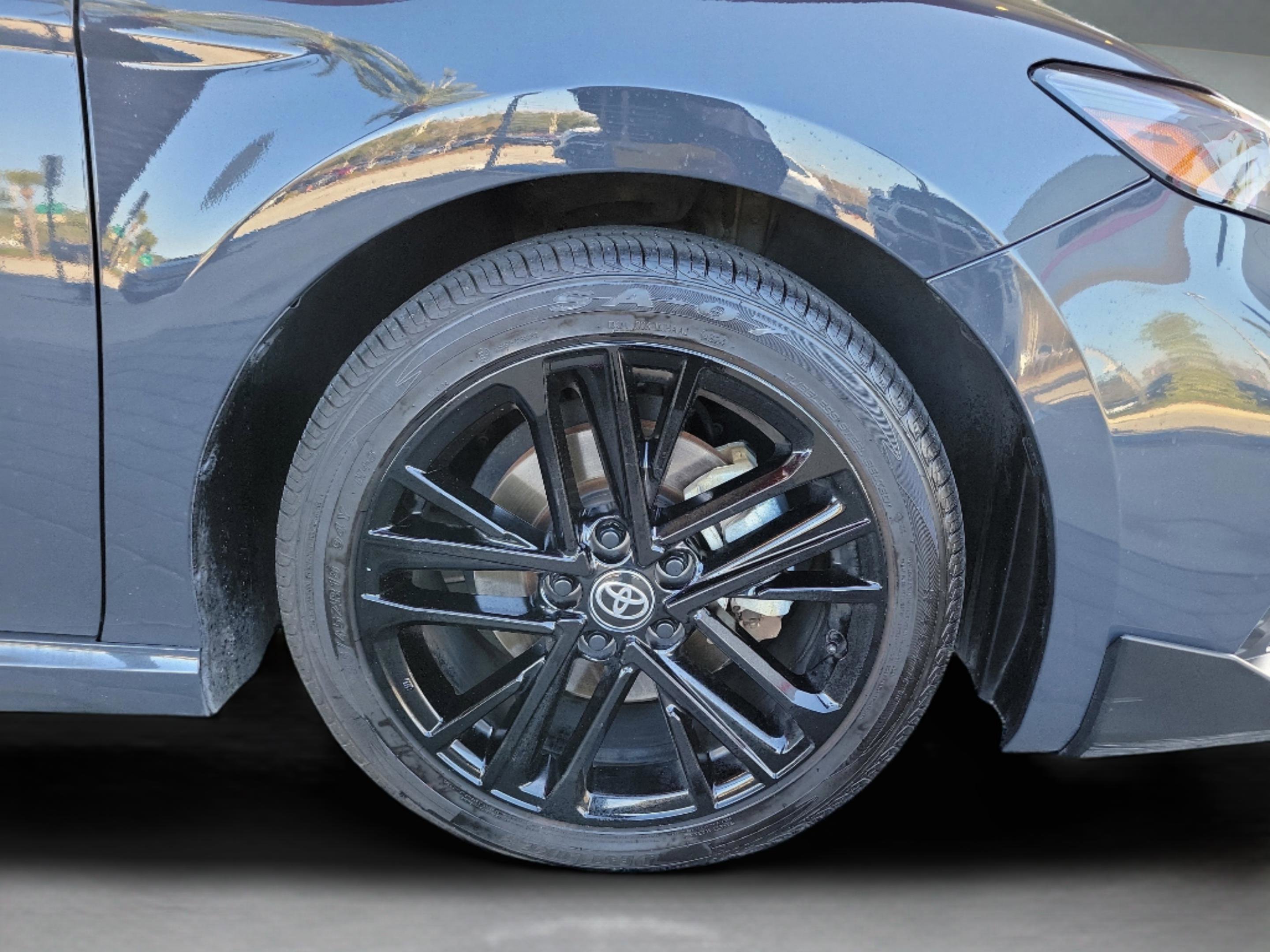 Used 2025 Toyota Camry SE image 38