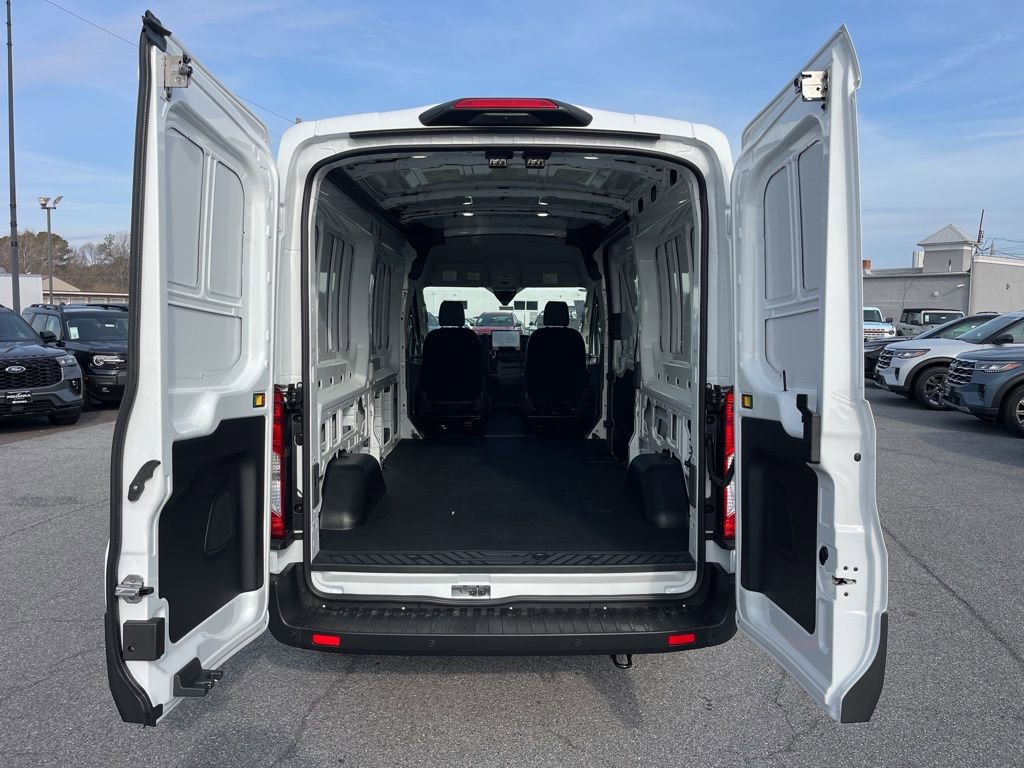 New 2026 Ford Transit 250 148 Medium Roof image 7
