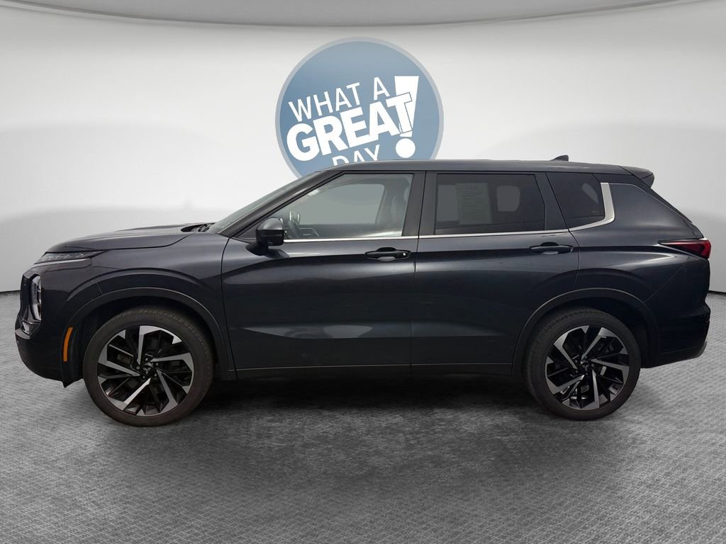 Used 2024 Mitsubishi Outlander SE AWD/4WD image 7