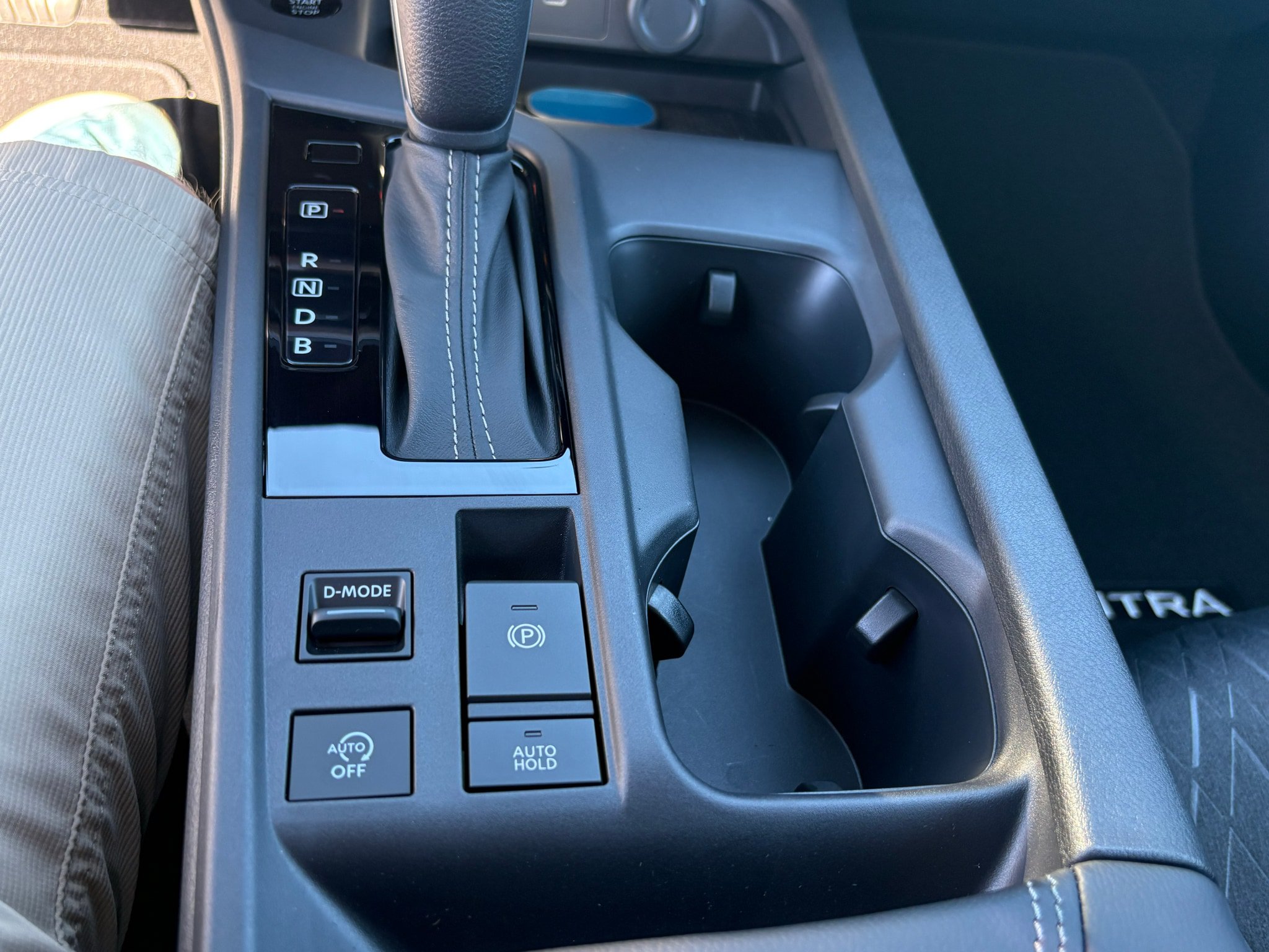 New 2027 Nissan Sentra SV w/ SV Convenience Package FWD image 13