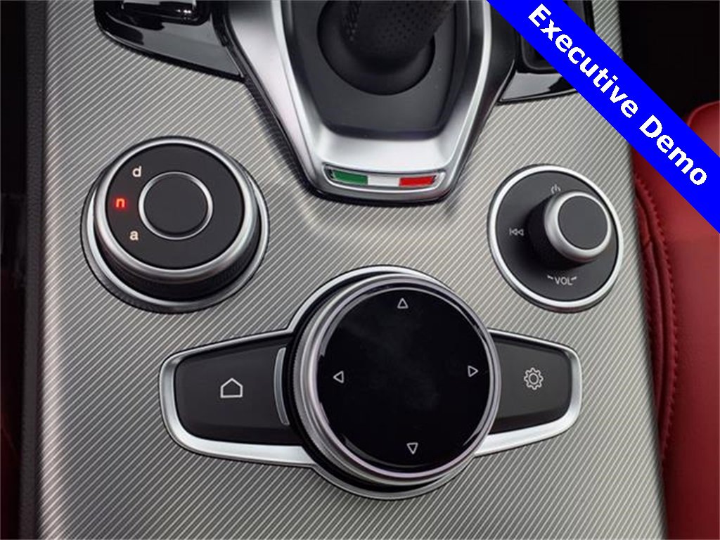 New 2025 Alfa Romeo Stelvio Sprint w/ Veloce Package image 23