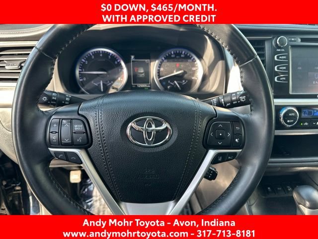 Used 2019 Toyota Highlander SE AWD/4WD image 15