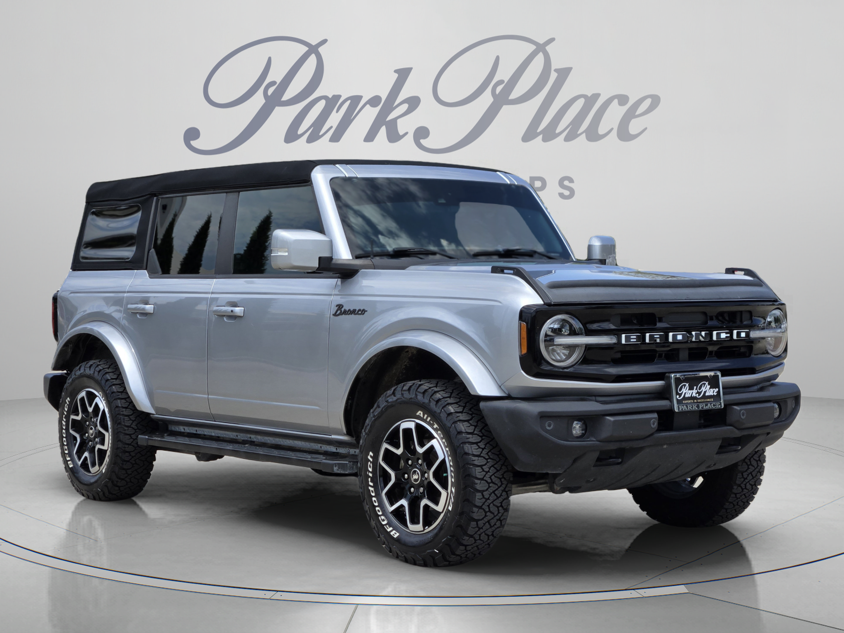 Used 2023 Ford Bronco Outer Banks AWD/4WD image 7