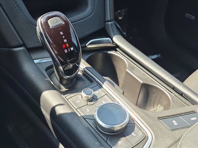 Used 2025 Cadillac XT6 Premium Luxury AWD/4WD image 12