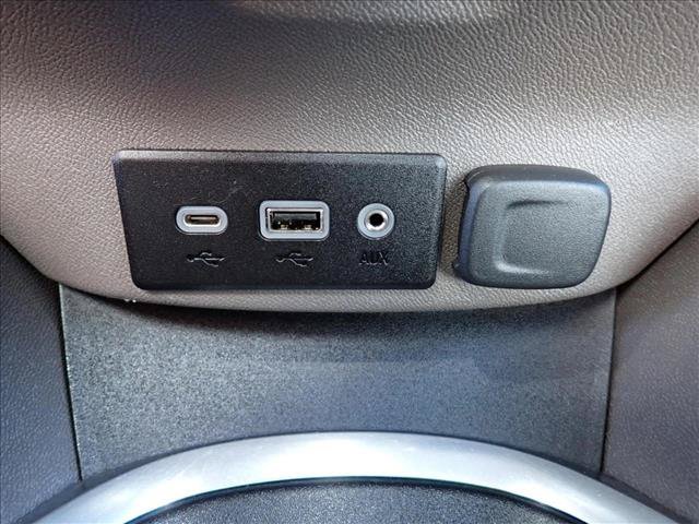 Used 2021 Chevrolet Malibu LT FWD image 18