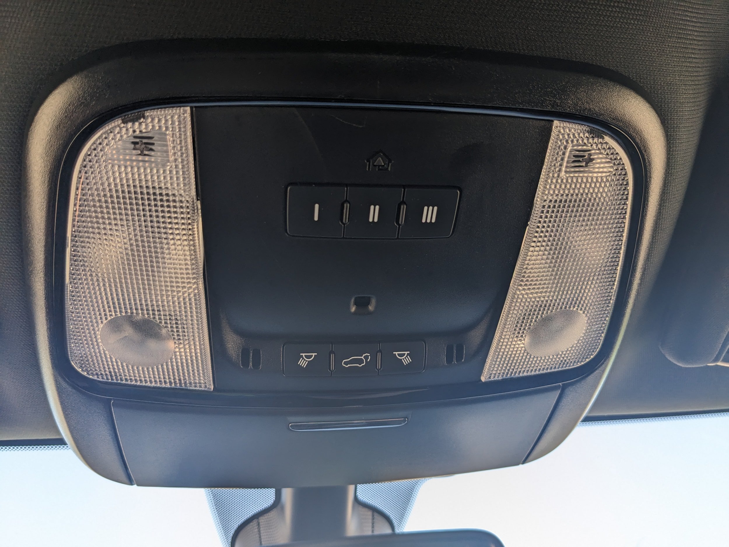 Used 2024 Dodge Durango GT w/ Blacktop Package AWD/4WD image 17