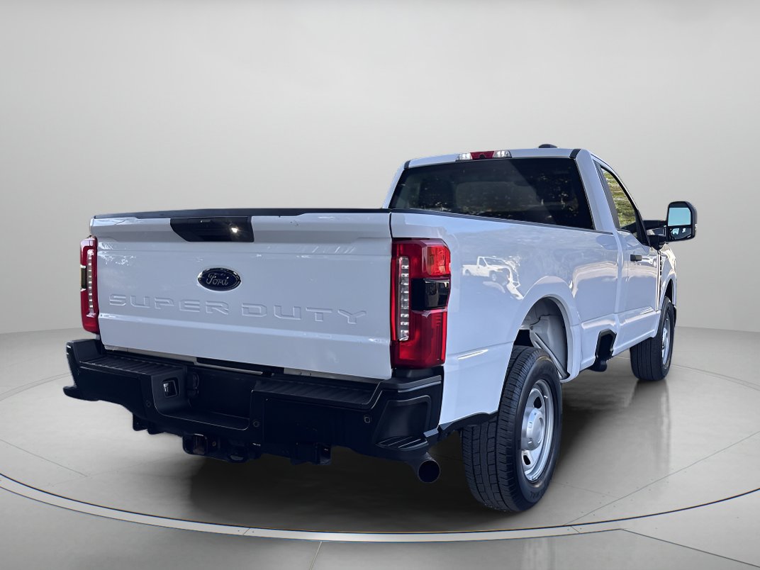 Used 2024 Ford F350 XL w/ 360-Degree Camera Package image 3