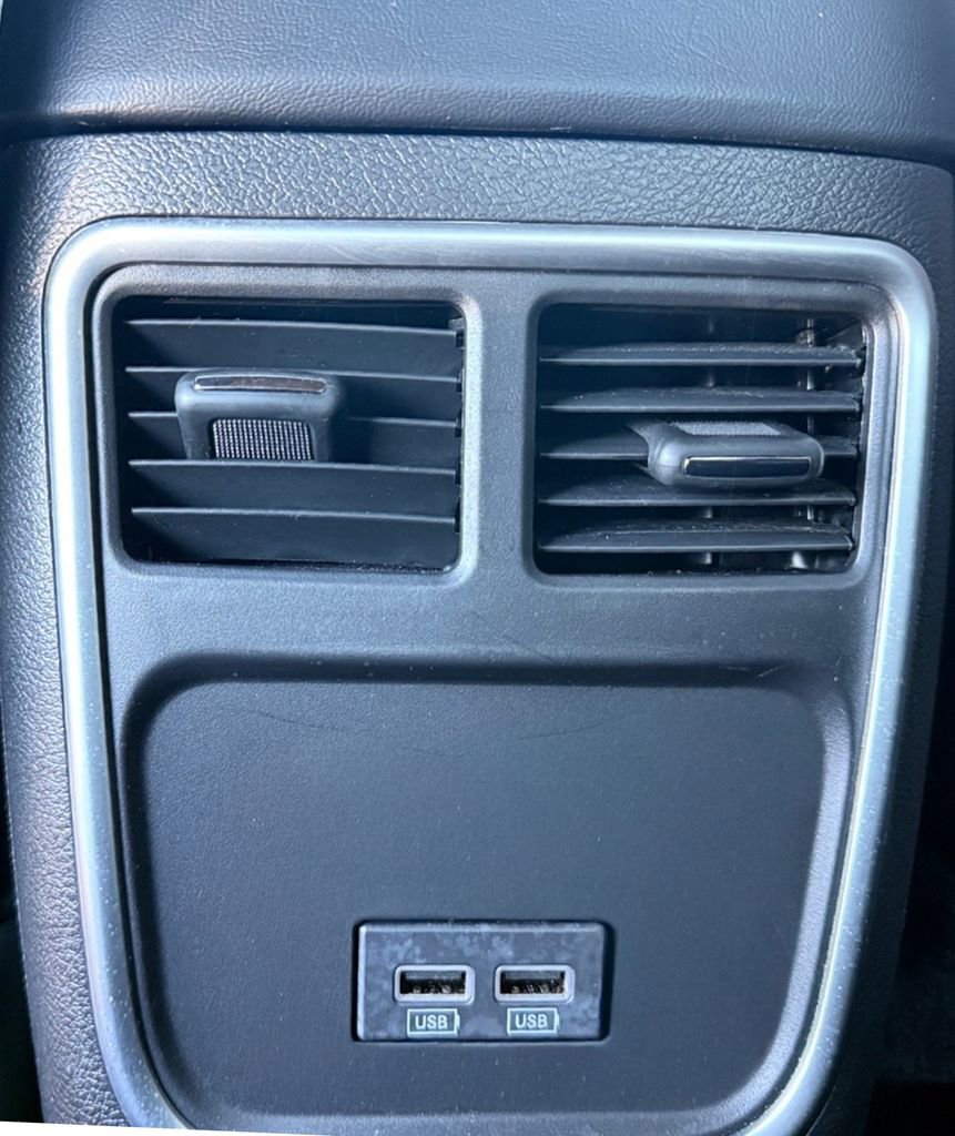 Used 2021 Dodge Charger SXT w/ Driver Convenience Group image 27