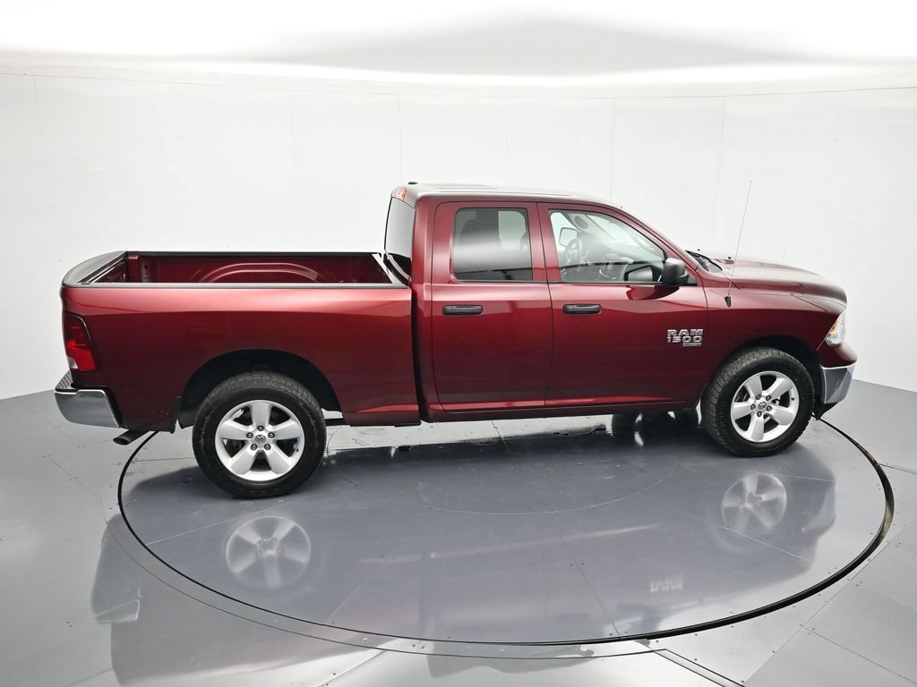Used 2024 RAM 1500 Classic SLT AWD/4WD image 30