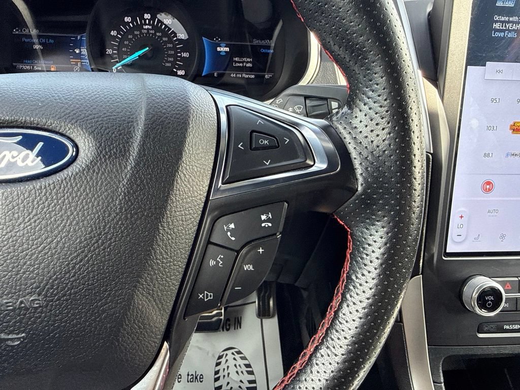 Used 2021 Ford Edge ST-Line AWD/4WD image 35