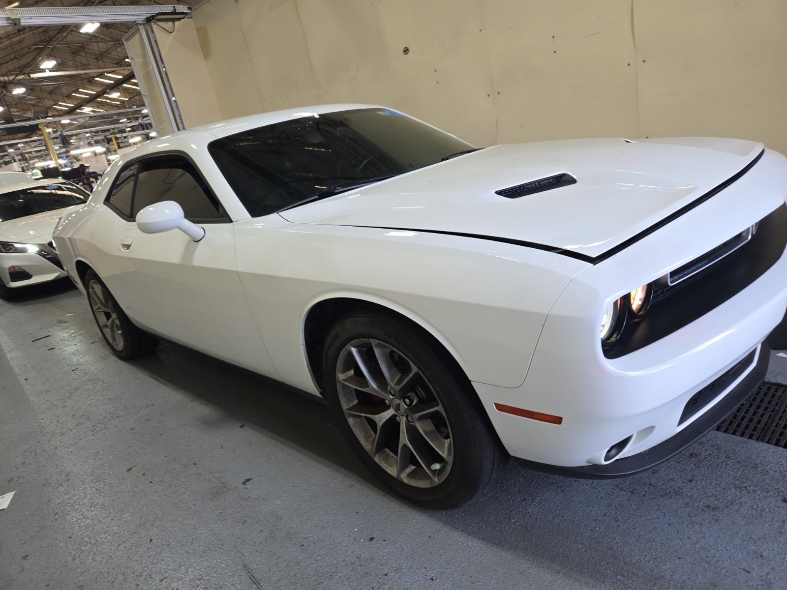 Used 2022 Dodge Challenger SXT w/ Plus Package RWD image 4