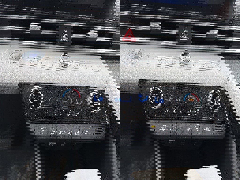 Certified 2022 Hyundai Elantra Limited image 27