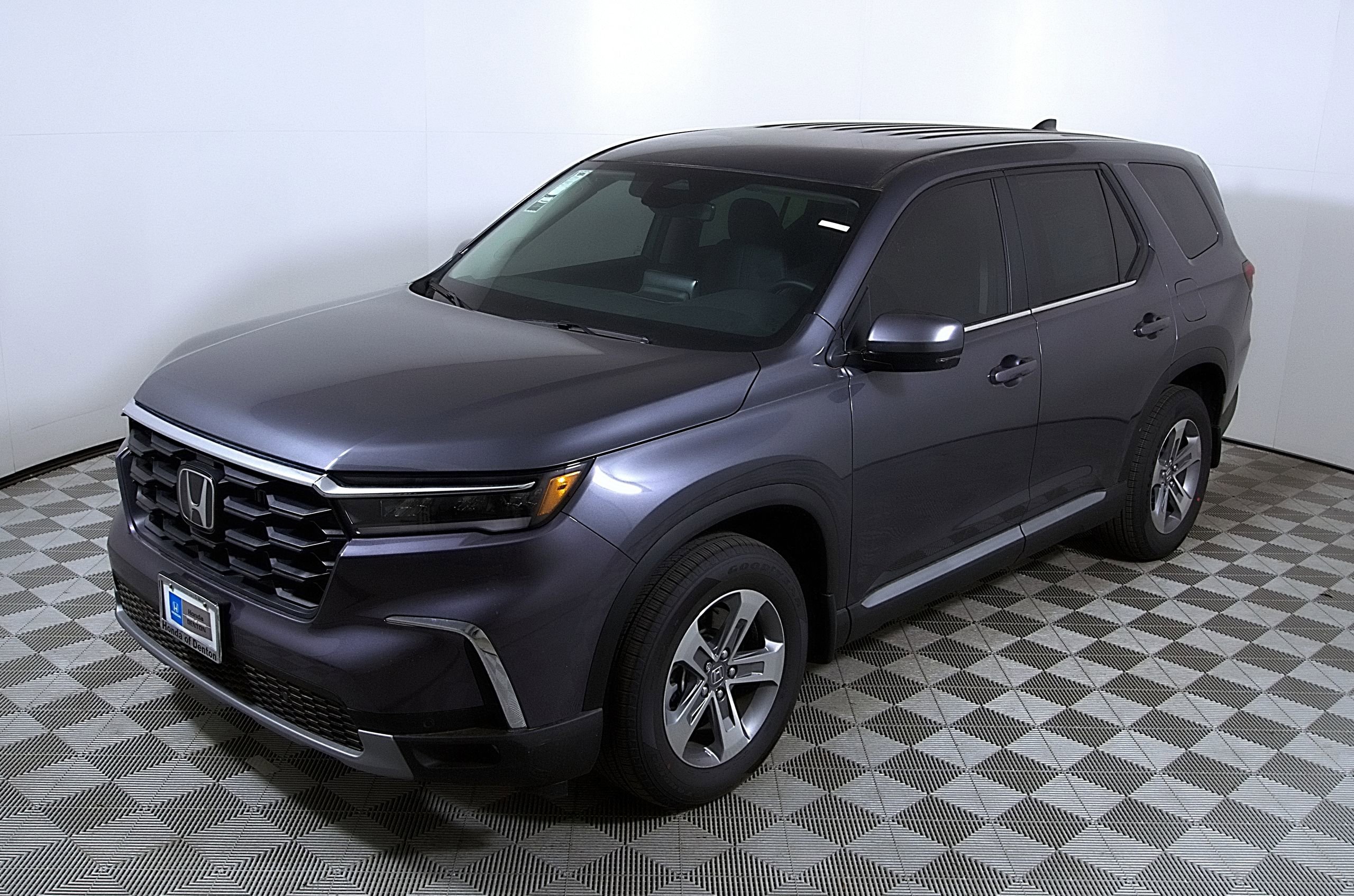 Certified 2025 Honda Pilot EX-L image 3