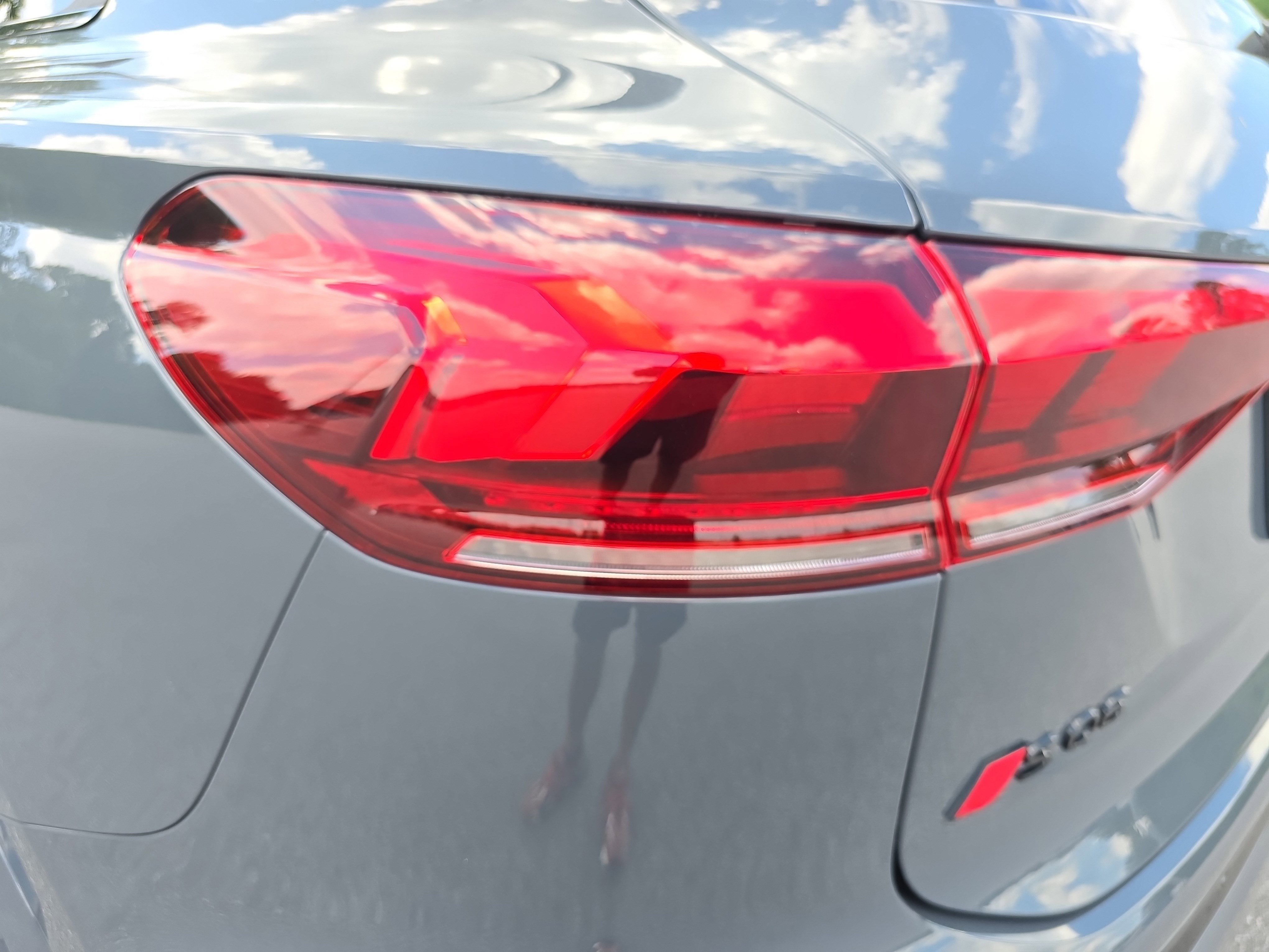 New 2025 Audi SQ6 e-tron Prestige image 33