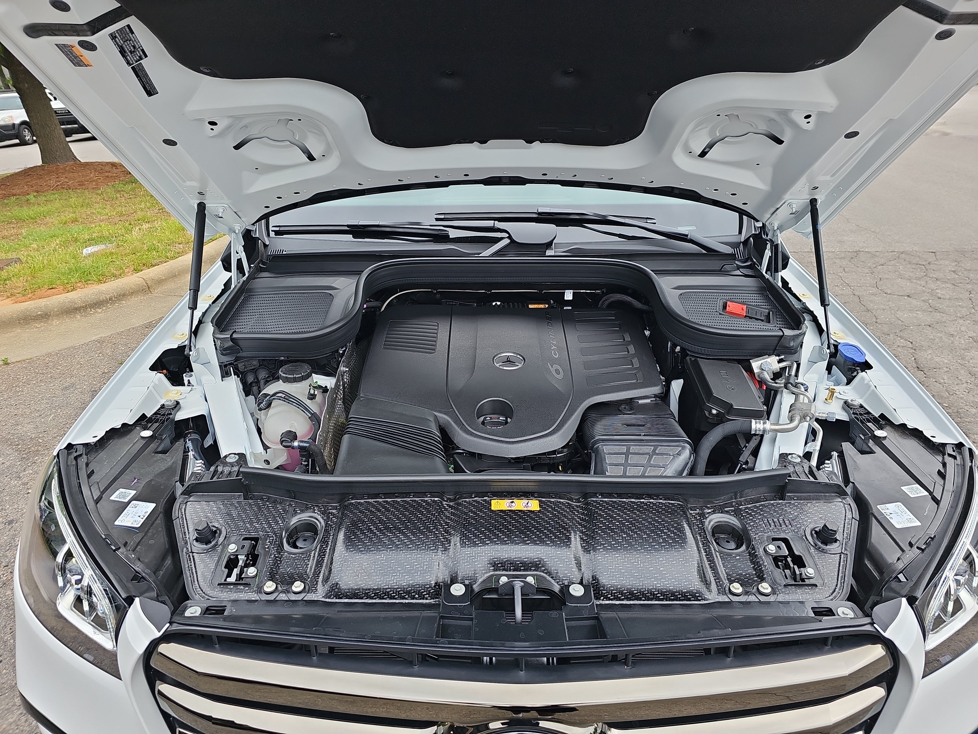 New 2026 Mercedes-Benz GLS 450 4MATIC image 31