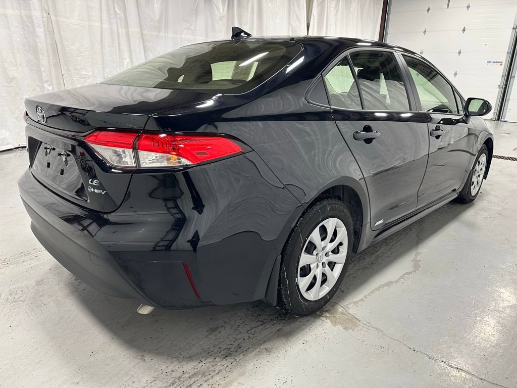 Used 2025 Toyota Corolla LE image 7