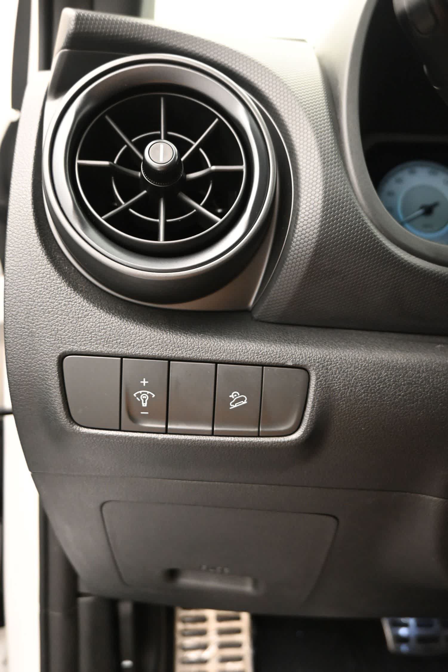 Used 2022 Hyundai Kona N FWD image 22