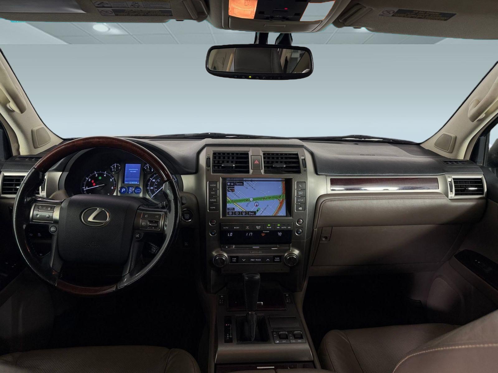 Used 2018 Lexus GX 460 Premium w/ Premium Package AWD/4WD image 12
