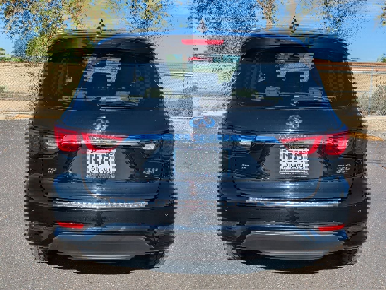 Used 2019 INFINITI QX60 Luxe w/ Essential Package image 5