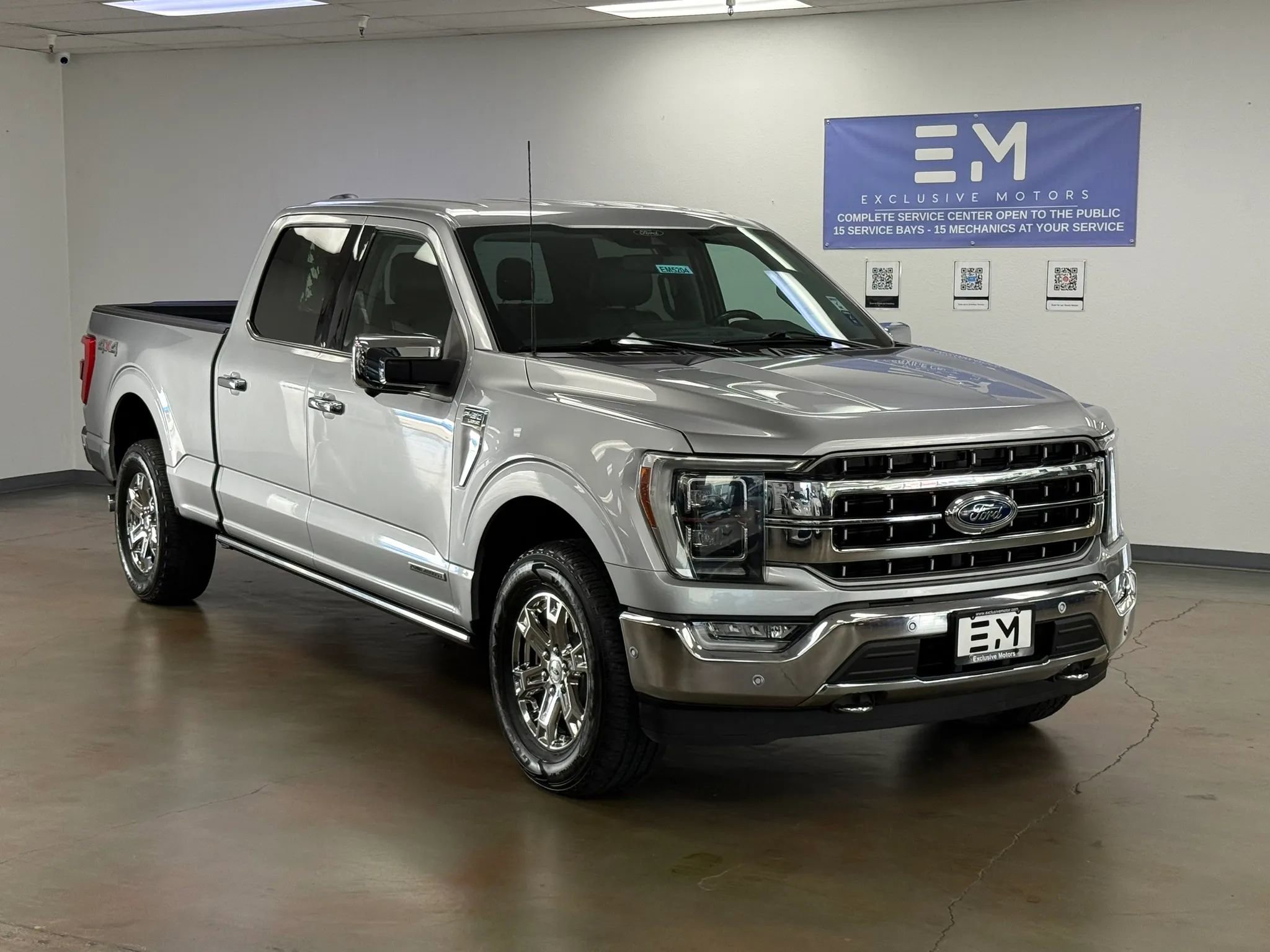 Used 2021 Ford F150 Lariat w/ Equipment Group 502A High AWD/4WD image 2