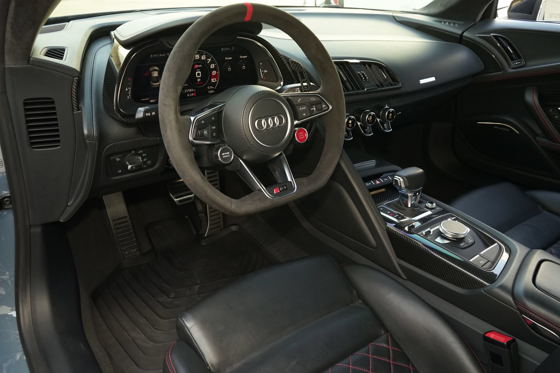 Used 2020 Audi R8 V10 AWD/4WD image 12