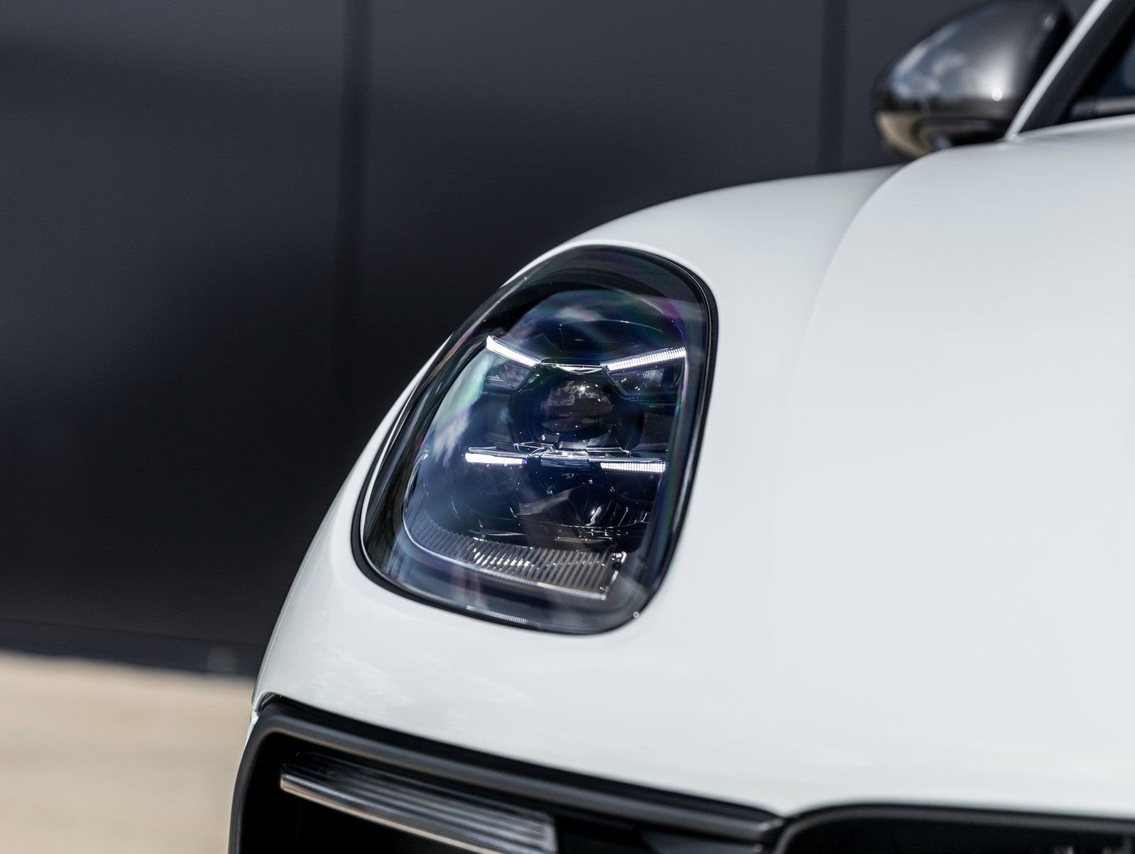 New 2026 Porsche Macan Turbo image 20