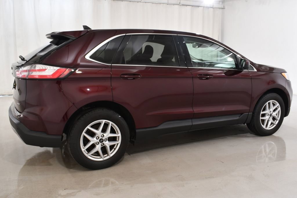 Used 2024 Ford Edge SEL w/ Convenience Package image 11
