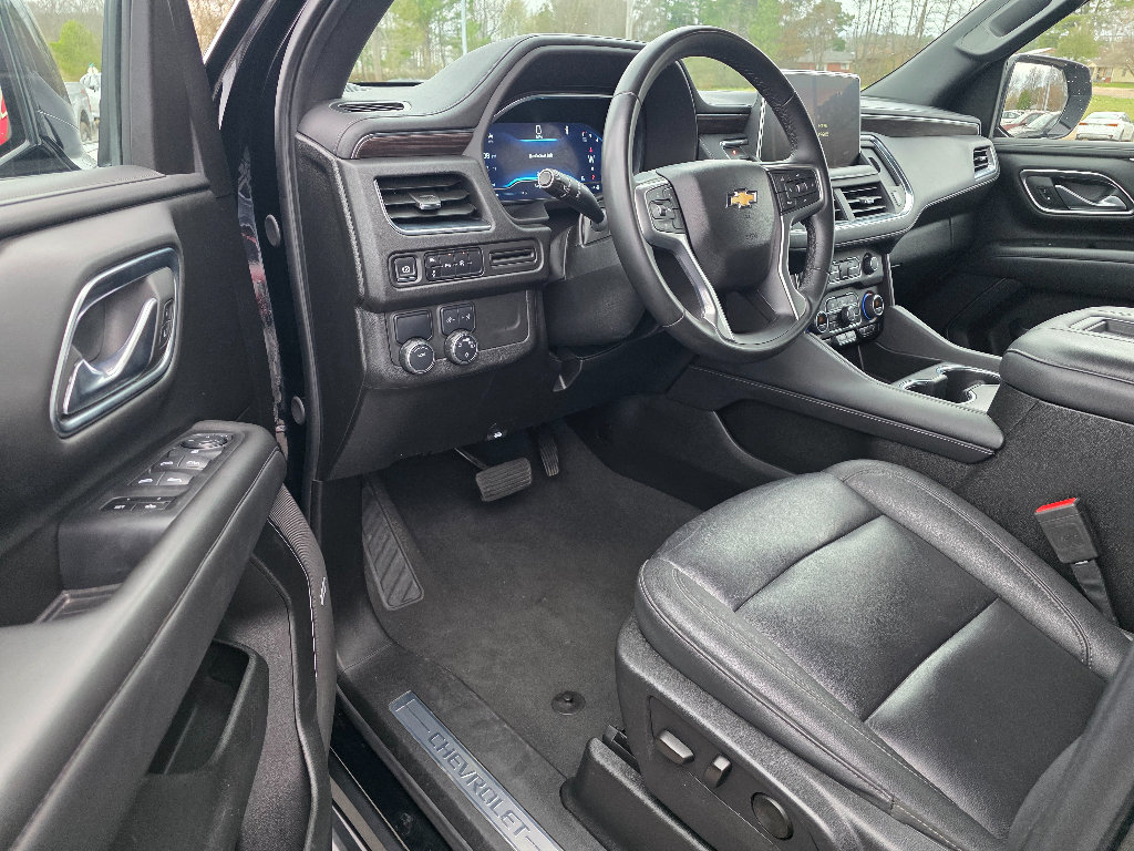 Used 2024 Chevrolet Tahoe LT RWD image 9