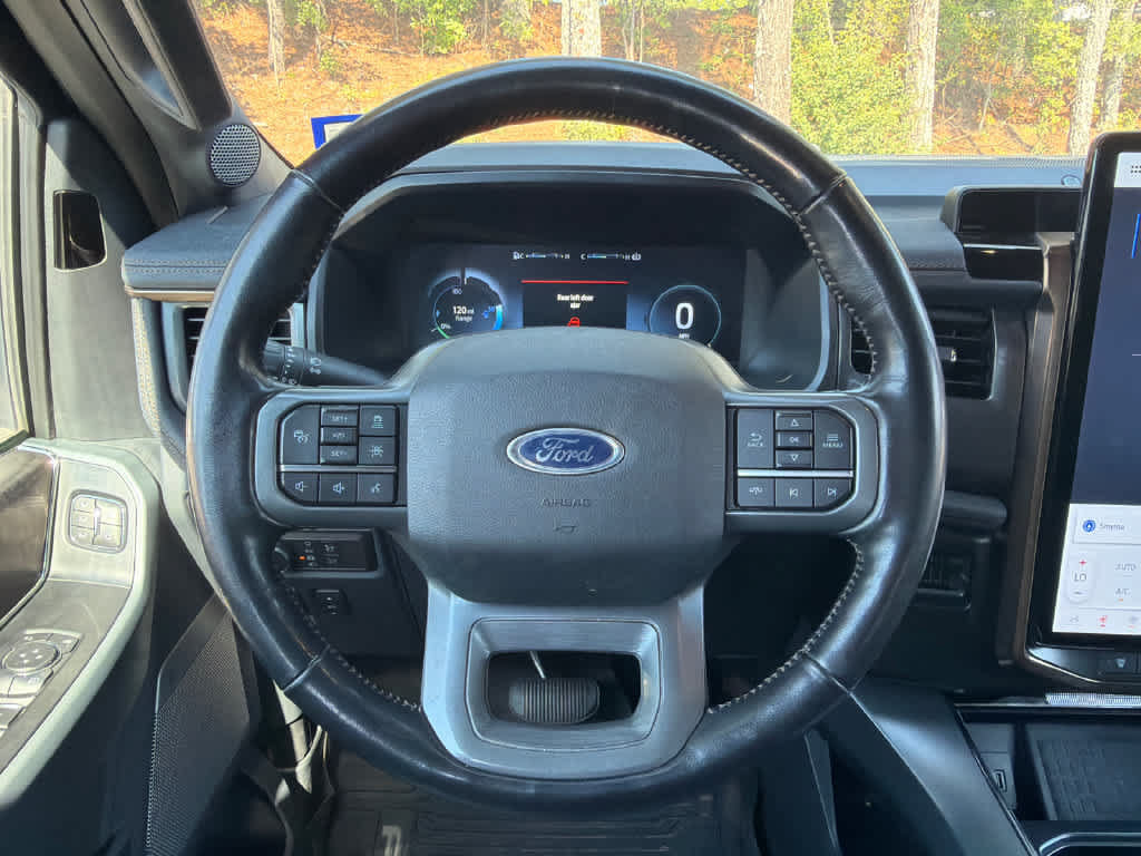 Used 2022 Ford F150 Lightning Lariat AWD/4WD image 27
