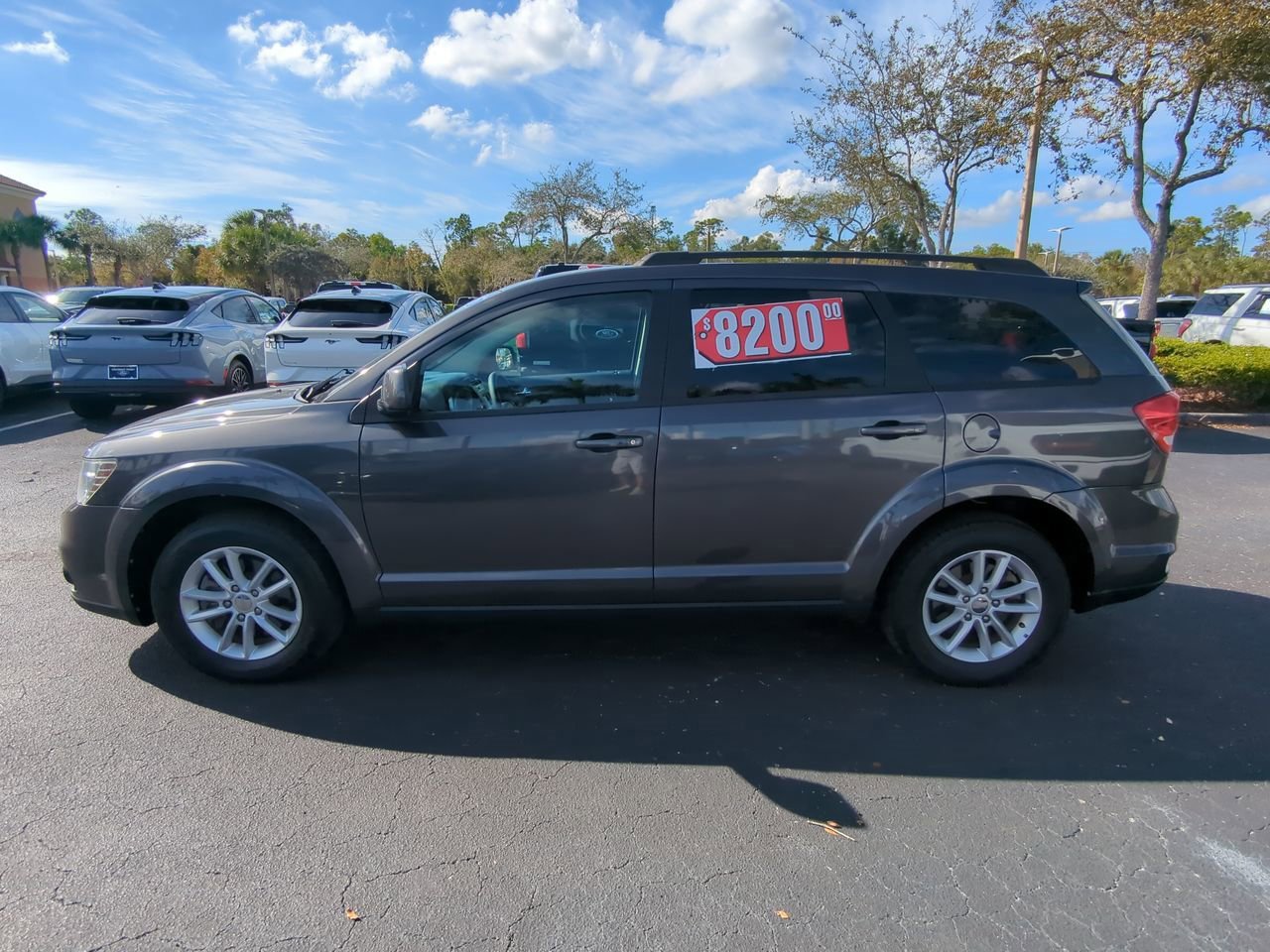Used 2015 Dodge Journey SXT w/ Flexible Seating Group image 7