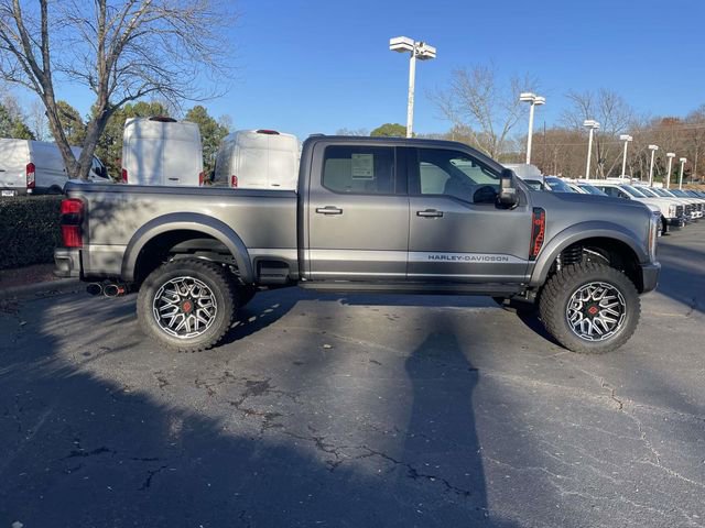 New 2026 Ford F250 Lariat w/ Black Appearance Package image 36