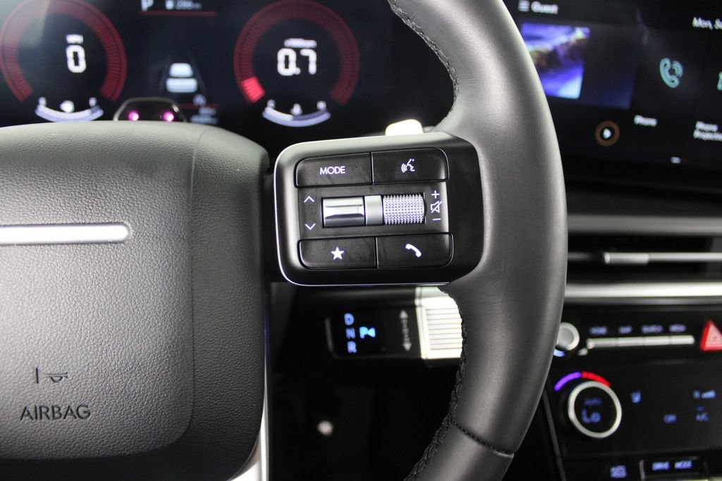 Certified 2026 Hyundai Santa Fe SEL FWD image 26