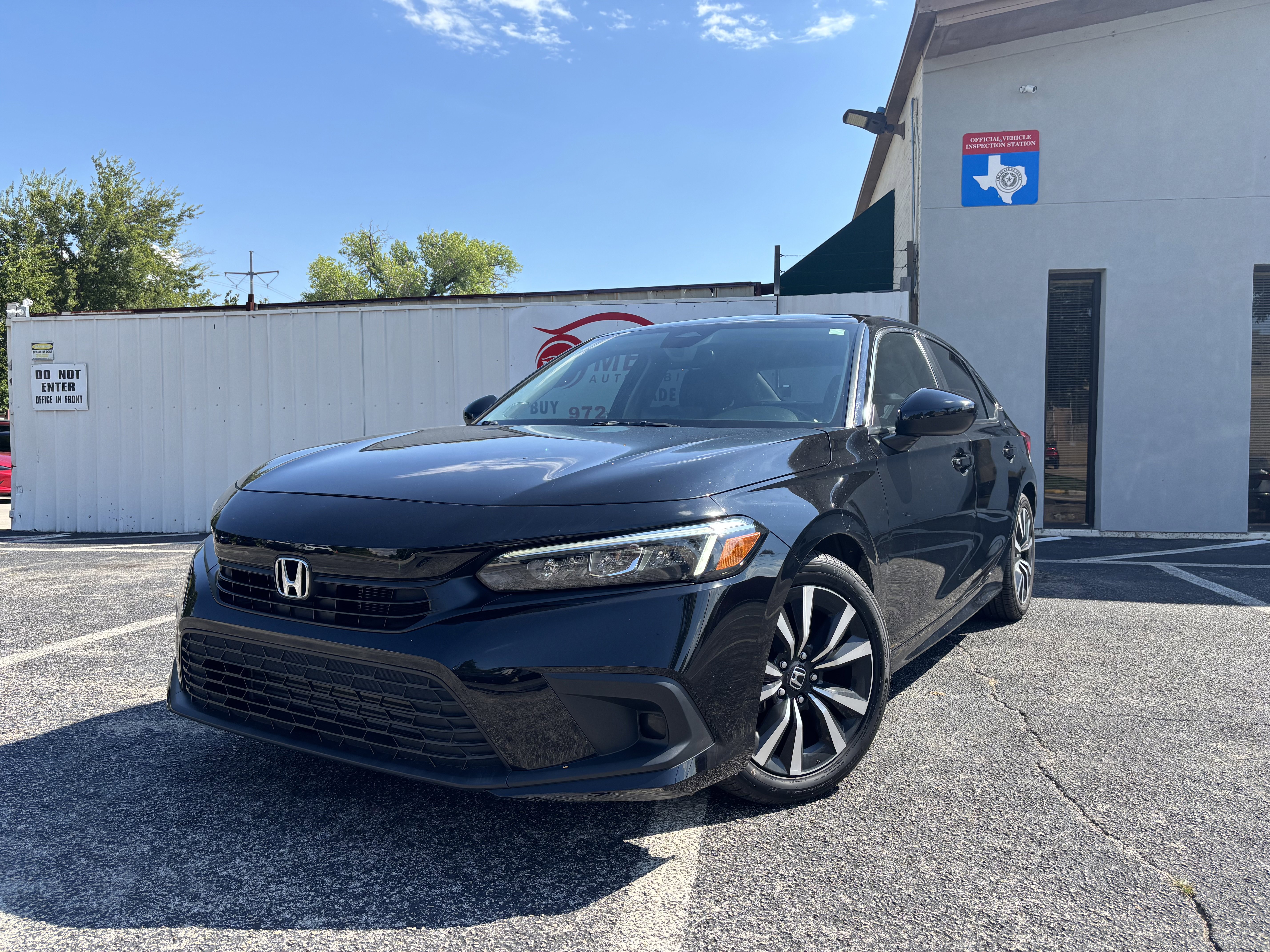 Used 2023 Honda Civic EX image 4