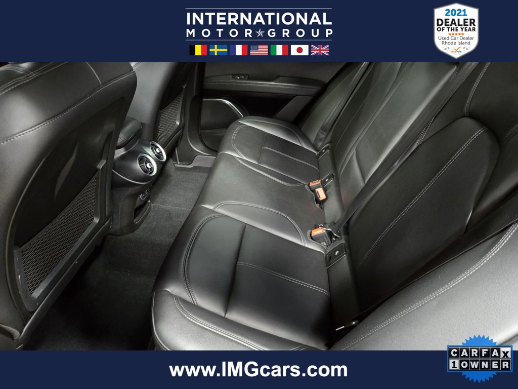 Used 2022 Alfa Romeo Stelvio Ti image 34