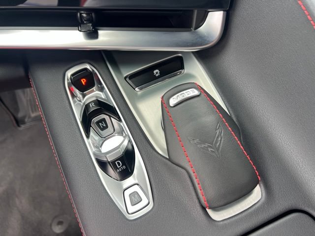 Used 2025 Chevrolet Corvette Z06 RWD image 18