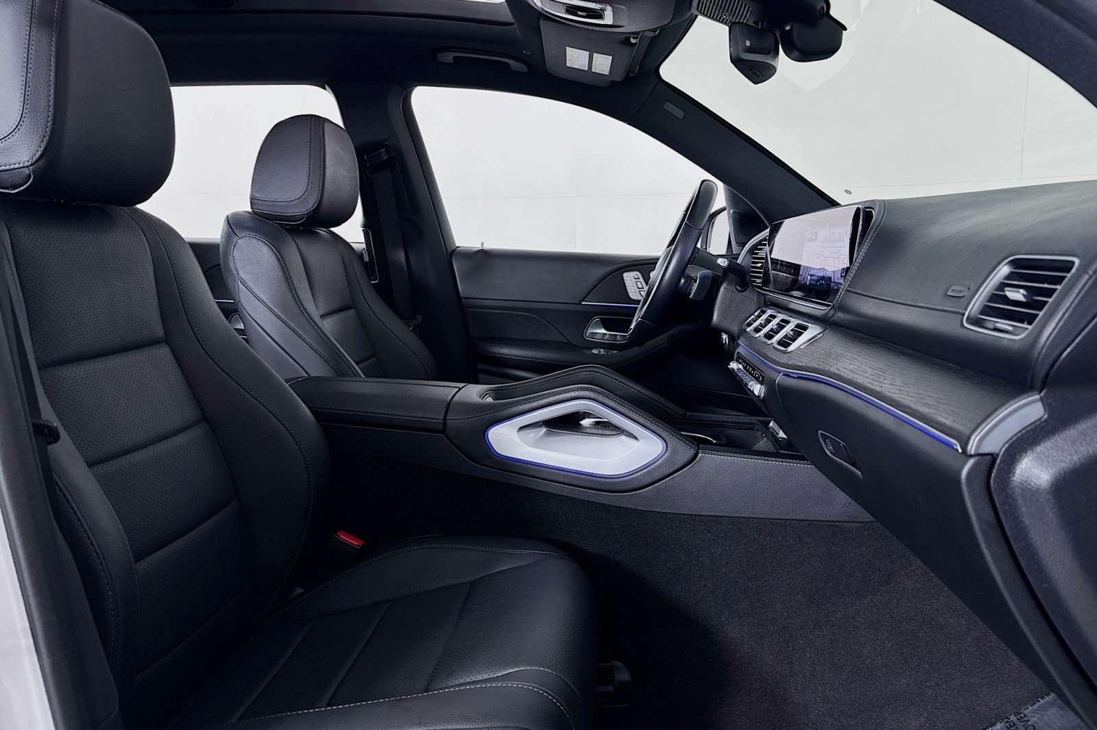 Certified 2024 Mercedes-Benz GLS 450 4MATIC image 7