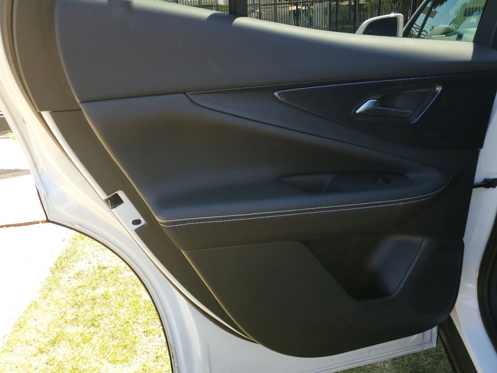 Used 2026 Chevrolet Blazer EV LT w/ Midnight/Sport Edition image 14