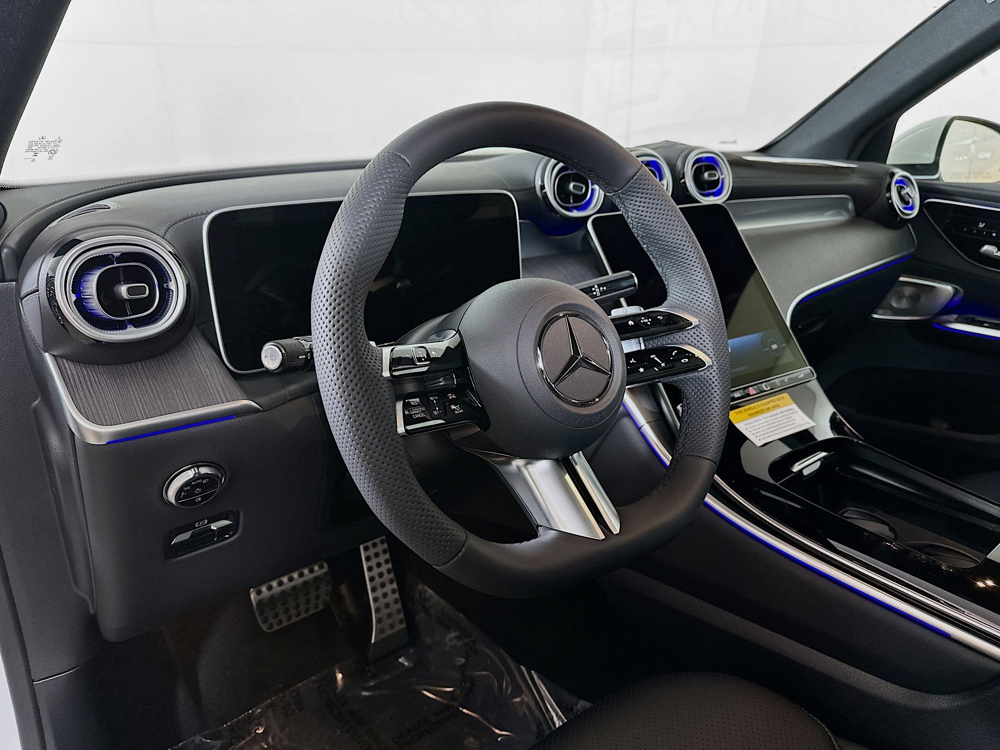 New 2026 Mercedes-Benz GLC 300 4MATIC image 9